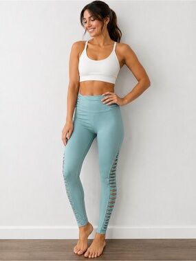 NWT Victoria Sport Mint Green High Rise Lattice Leggings Size Small